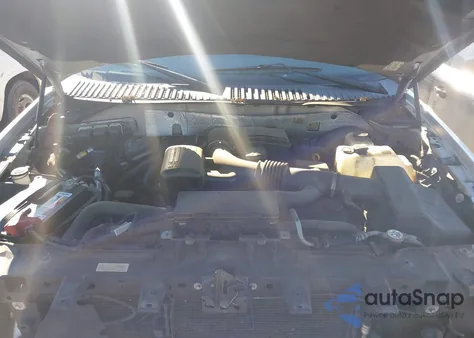 2011 Ford Expedition Xlt from USA, damaged, VIN 1FMJU1H54BEF44081